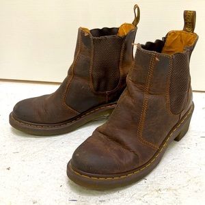 Dr Martens Brown Chelsea Leather Cadence Heeled Boot Size 9 UK 7